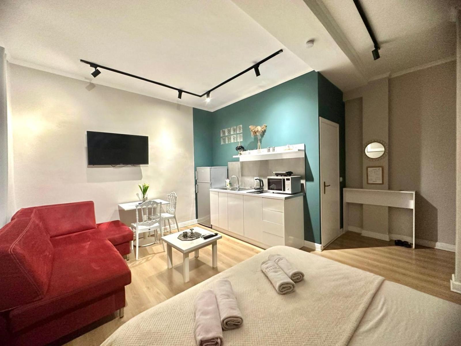 Cozy At Taiwan Citycenter Apartament
